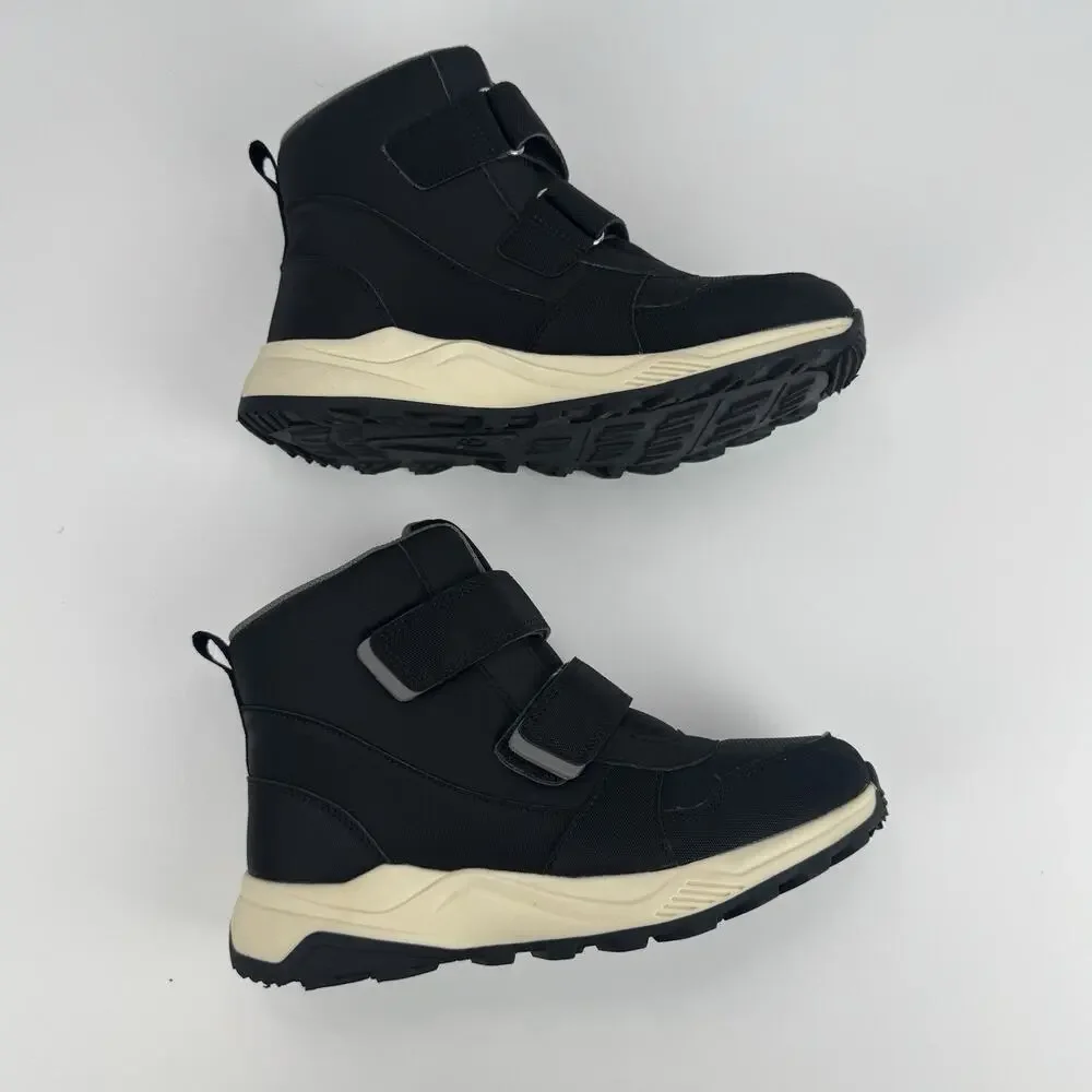 All in Motion Boy's Size 5 Arrow Hiker Winter Boots Black Snow Boots